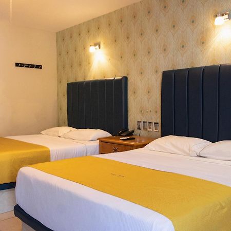 Hotel Maioris El Diez คูเลียคัน ภายนอก รูปภาพ